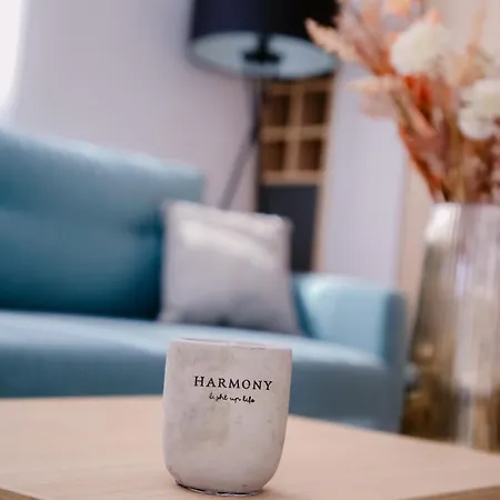 Pool Resort- Lena Lux 7 I 8