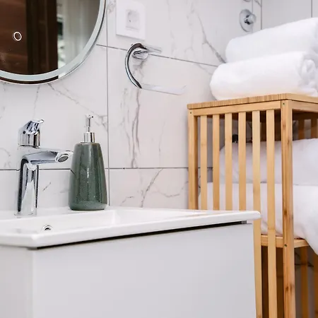 Pool Resort- Lena Lux 7 I 8 Appartement *