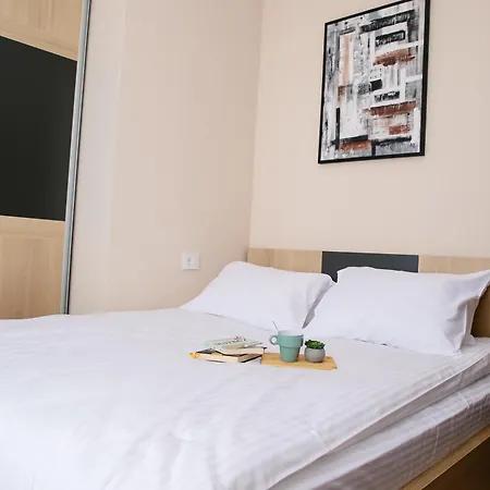 Pool Resort- Lena Lux 7 I 8 Vrdnik