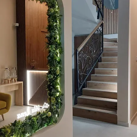 Pool Resort- Lena Lux 7 I 8 *