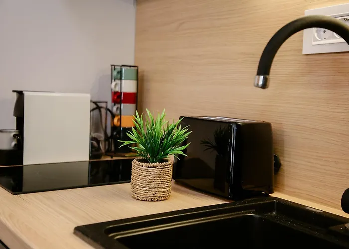 Pool Resort- Lena Lux 7 I 8