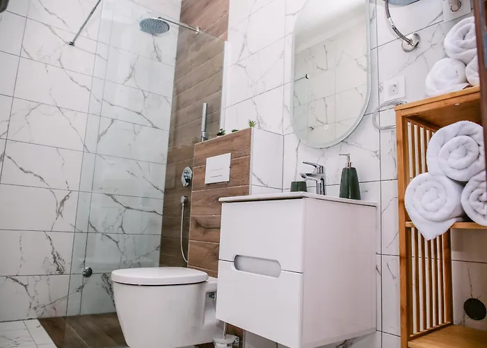 Pool Resort- Lena Lux 7 I 8 * Vrdnik